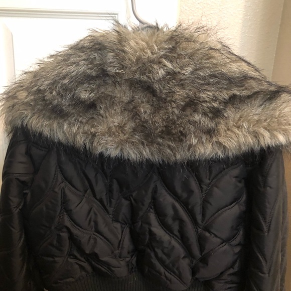 WARM! Jacket Size L Jr. - Picture 2 of 6